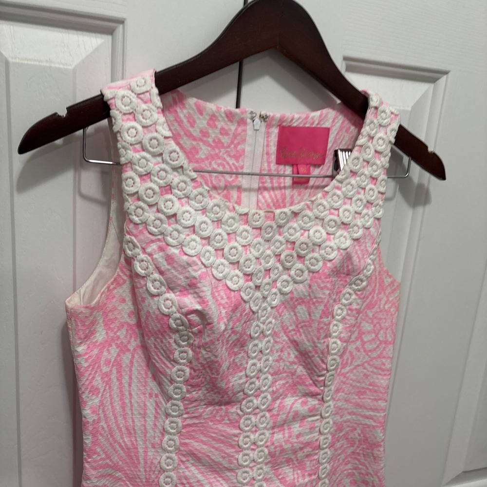 Lilly Pulitzer MacFarlane Flamingo Pink Shift Dress Seashell Sz 00 EUC - Picture 2 of 11